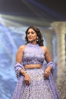 Regina Cassandra Photo Pictures
